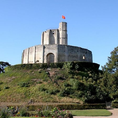 Superbe Studio Face Au Chateau 吉索尔 外观 照片